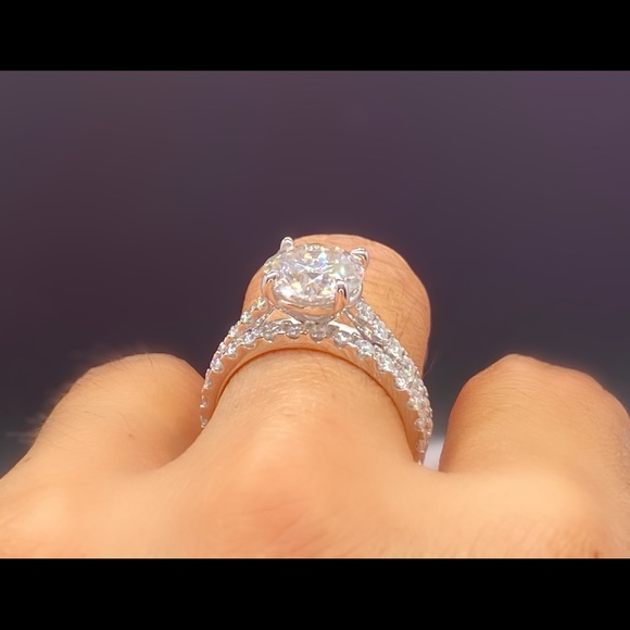 4.14Ct moissanite ring set with certificate - Picture 5 of 16